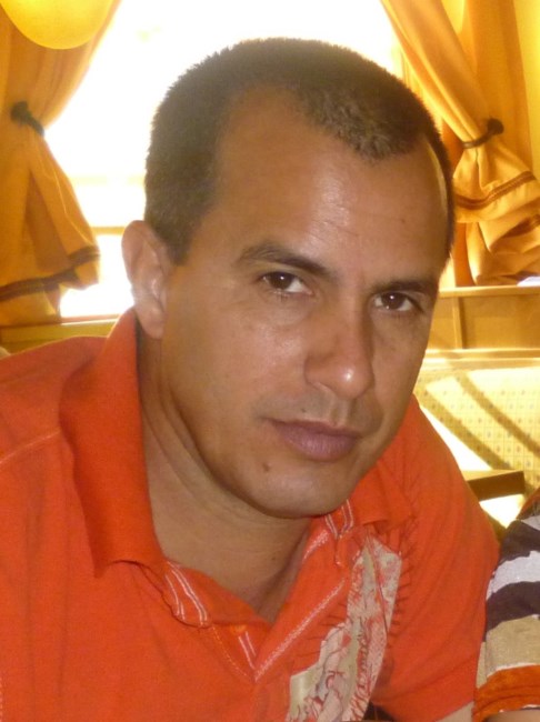 Obituary of Roberto Hernandez