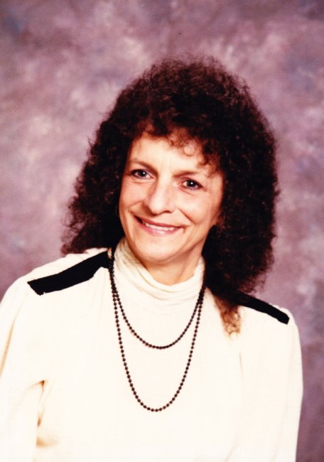 Obituary of Marea J. Leaverenz