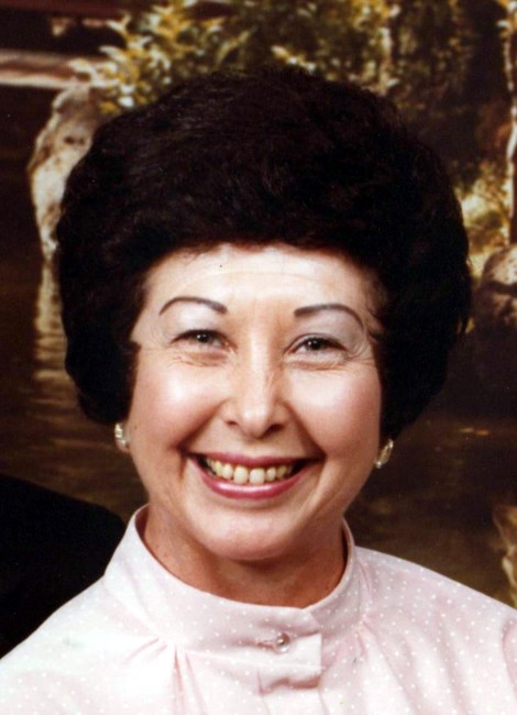 Obituary of Lola Mable Mann