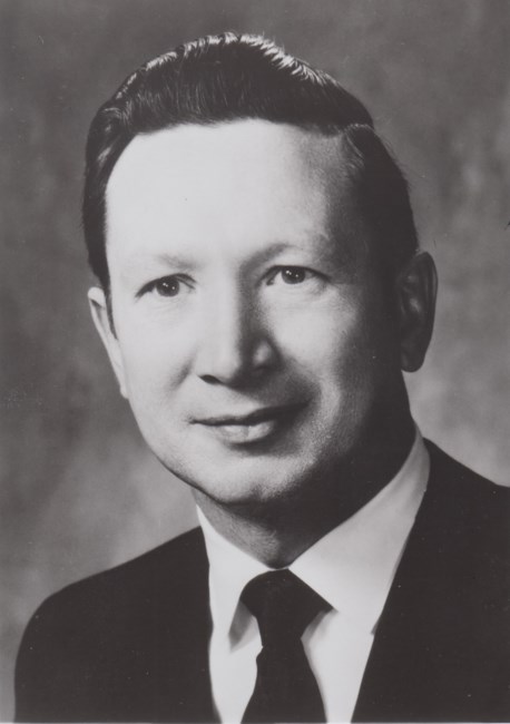 Obituario de Robert L Richards