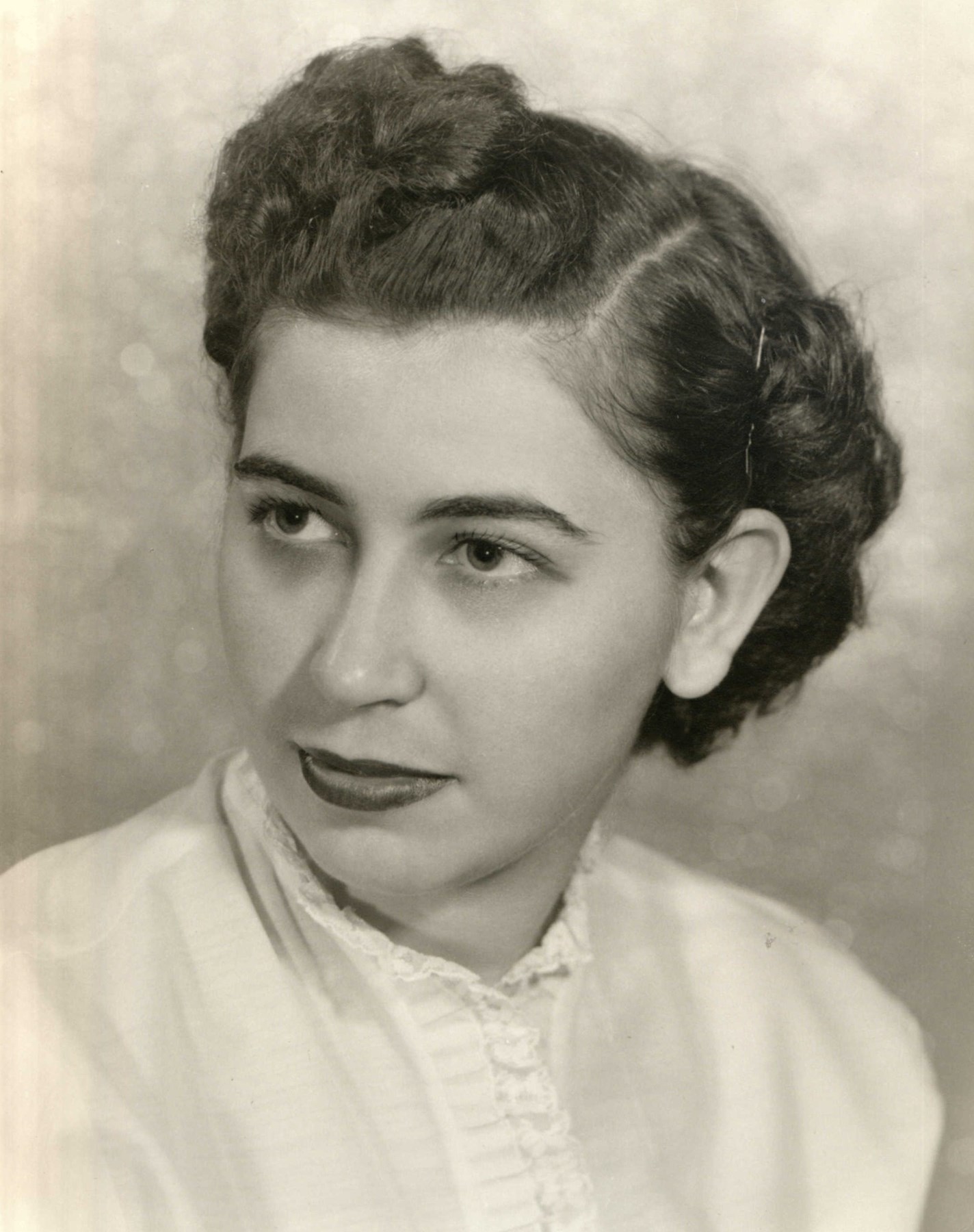 Obituary of Esther L. Counterman