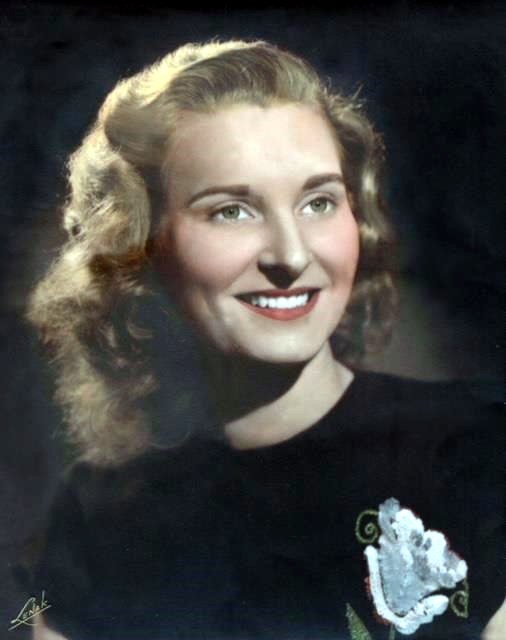 Obituary of Evelyn Mary Beckham