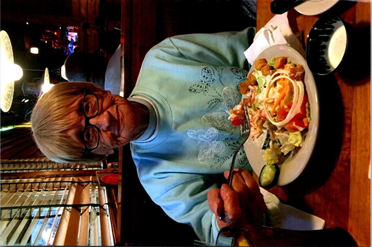 Obituary of Betty Jo Lyon