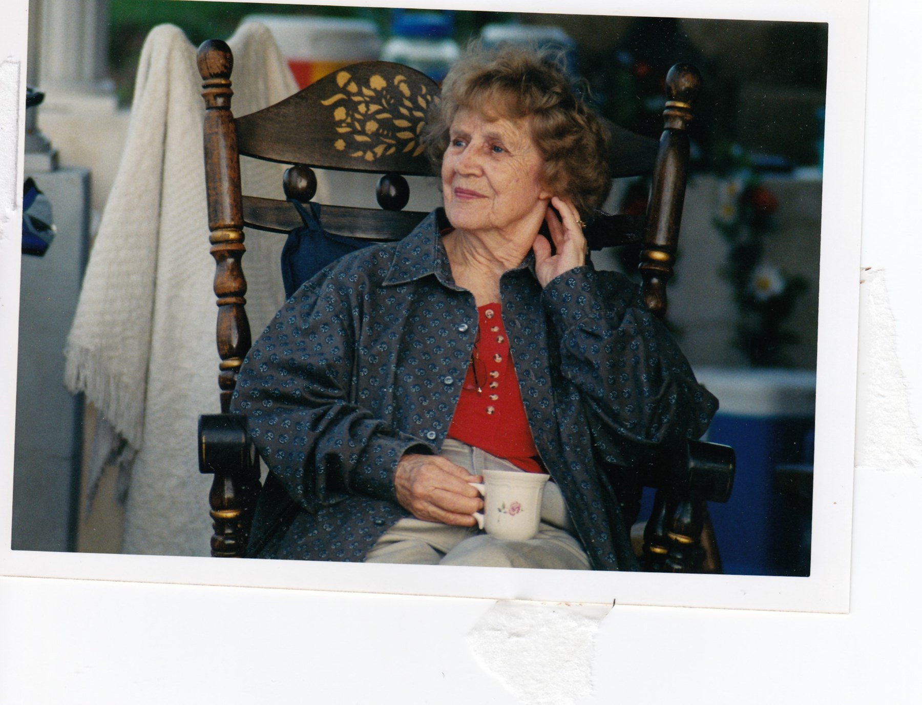 Obituary of Hester Smith