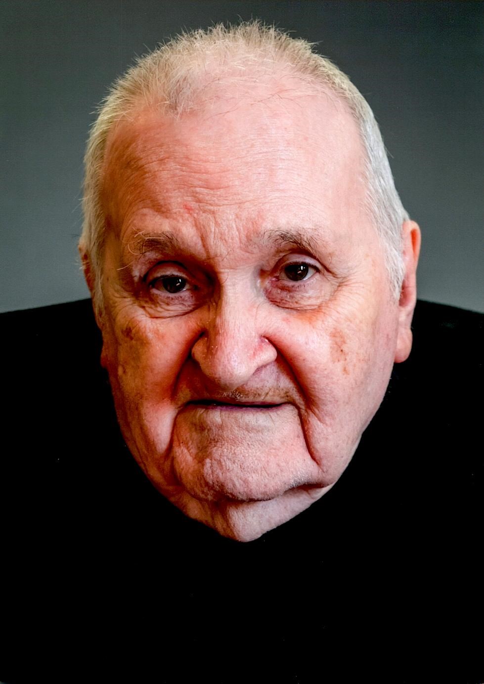 Obituario de Frank L. Mitchell, Jr.