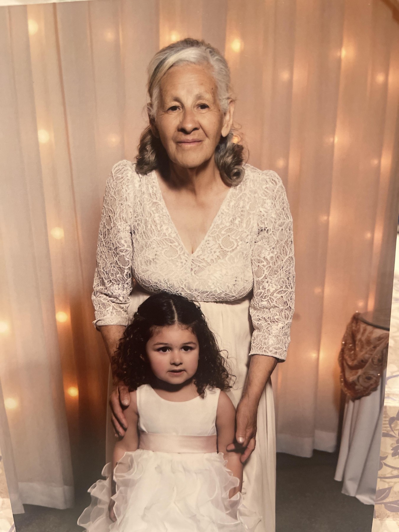 Obituario de Adela Rodriguez