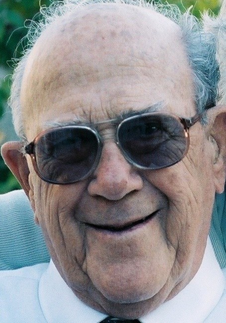 Obituario de Robert E "Grandpa Bob" Sutton