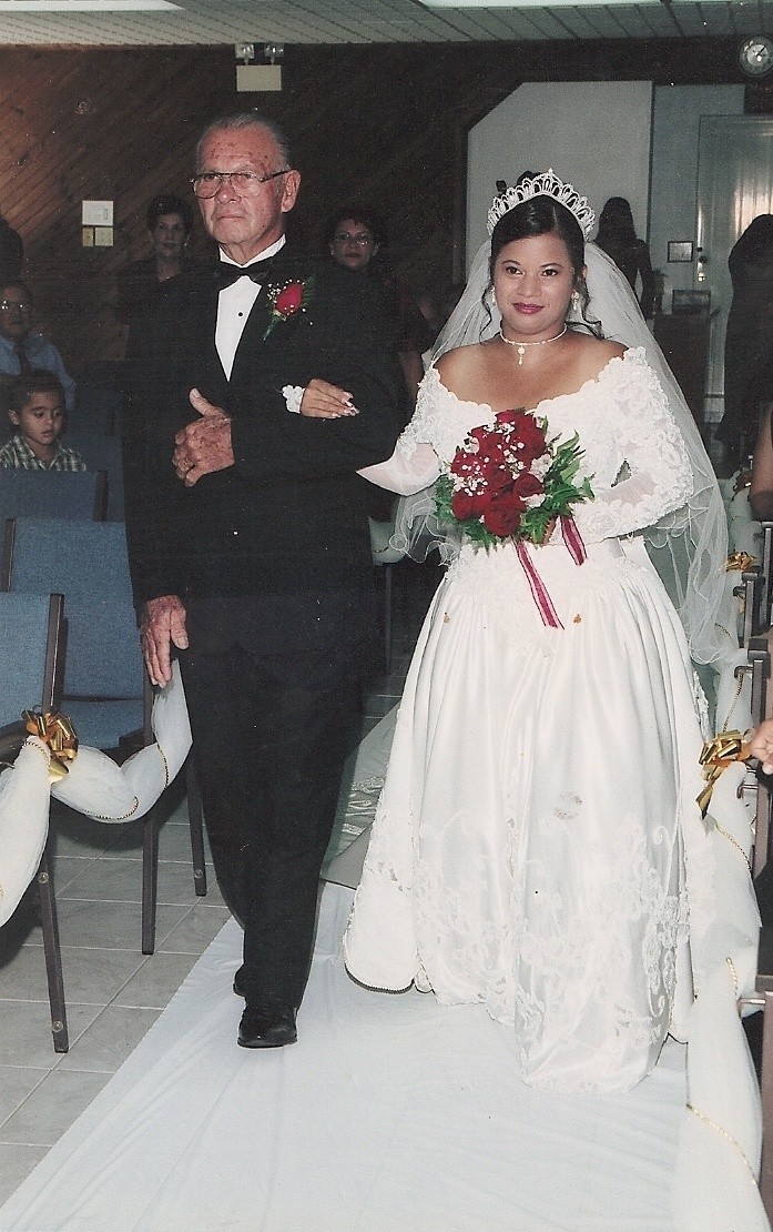 Luis Gonzalez Net Worth 2023: Wiki, Married, Family, Wedding