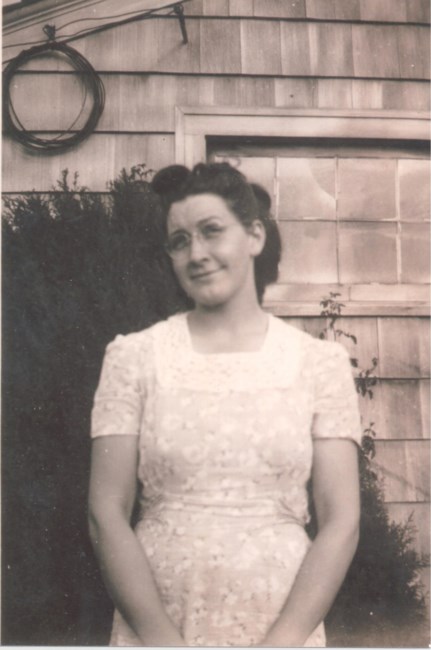 Obituary of Evelyn Irene Roberts