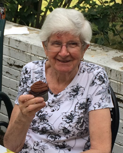 Obituary of Veronica Dolores Fantry