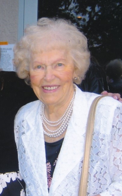 Obituary of Maybelle P Heinrich