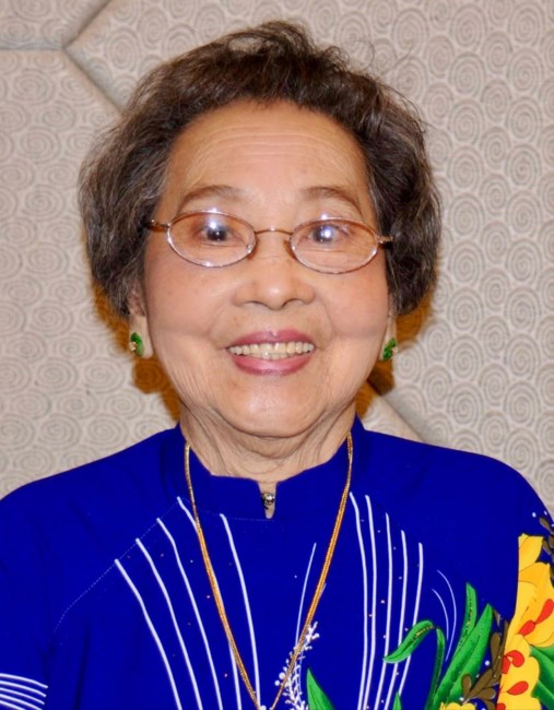 Obituario de Cuc Hong Le