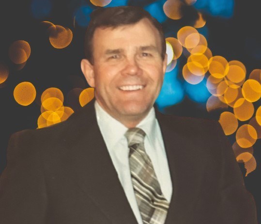 Obituario de Raymond Stutler