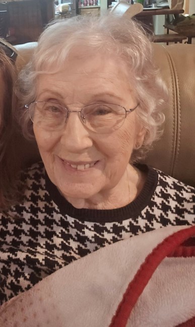 Obituary of Mable Ruth Hall