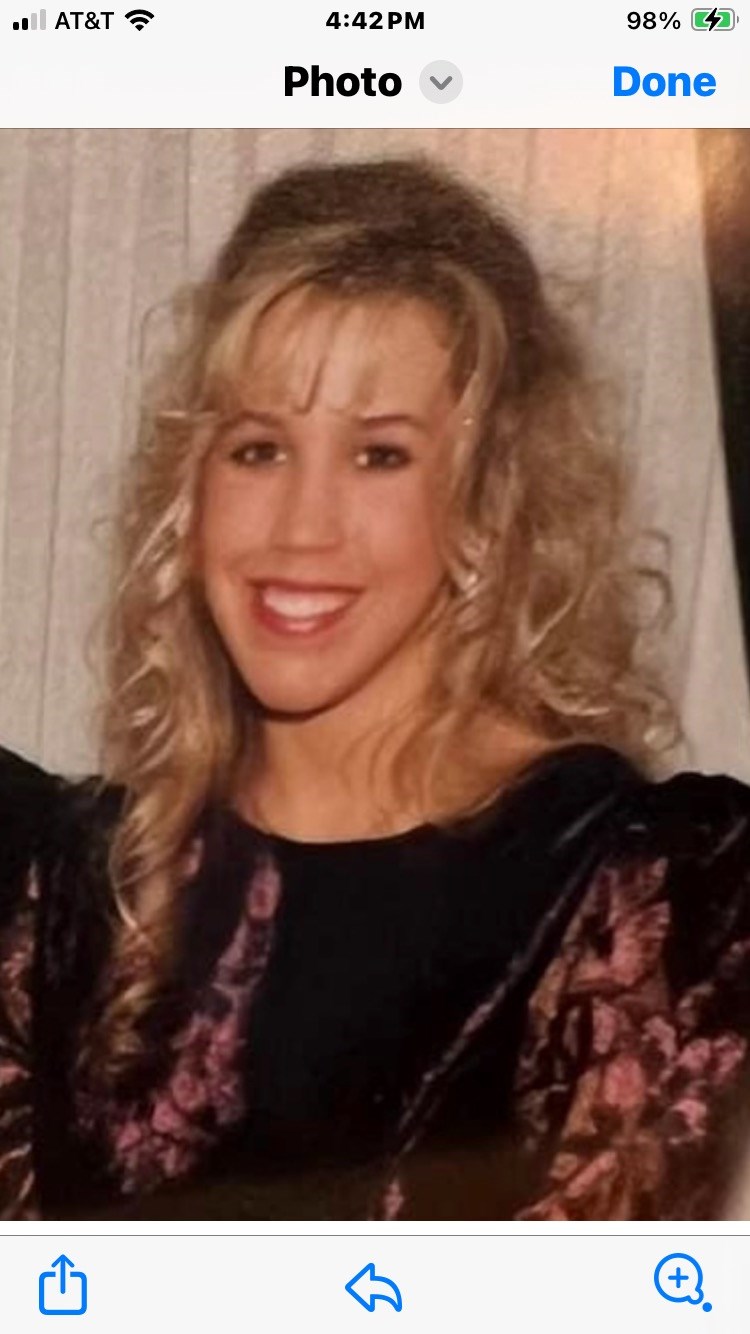 Obituary of Andrea Elaine Arnold May