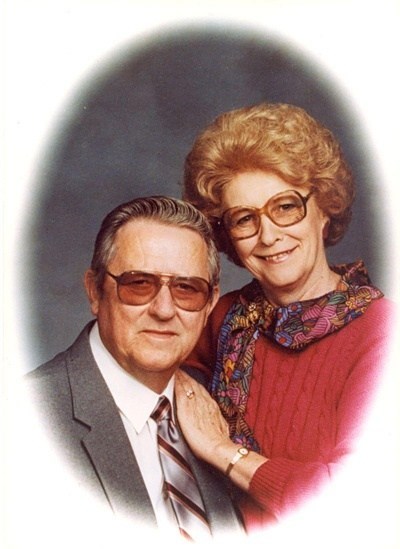 Obituary of Dan and Helen Hukle