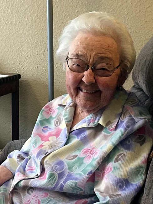 Obituary of Lillian Holubec