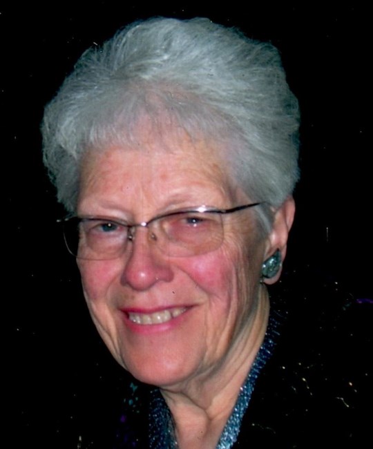 Obituary of Helen M. Simonson