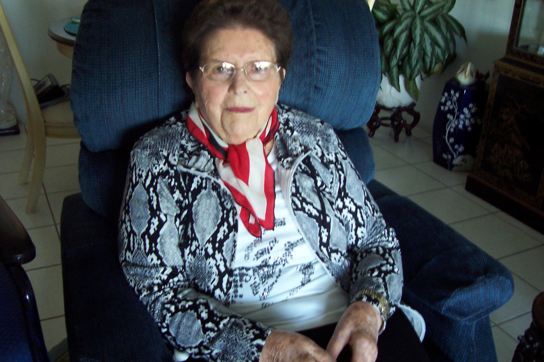 Obituary of Frances D. Feinberg