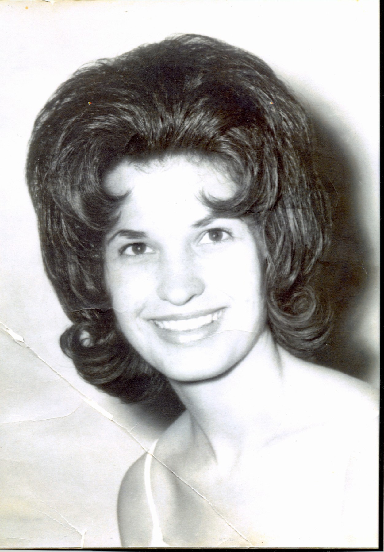 Obituary of Lois Evelyn Martinez