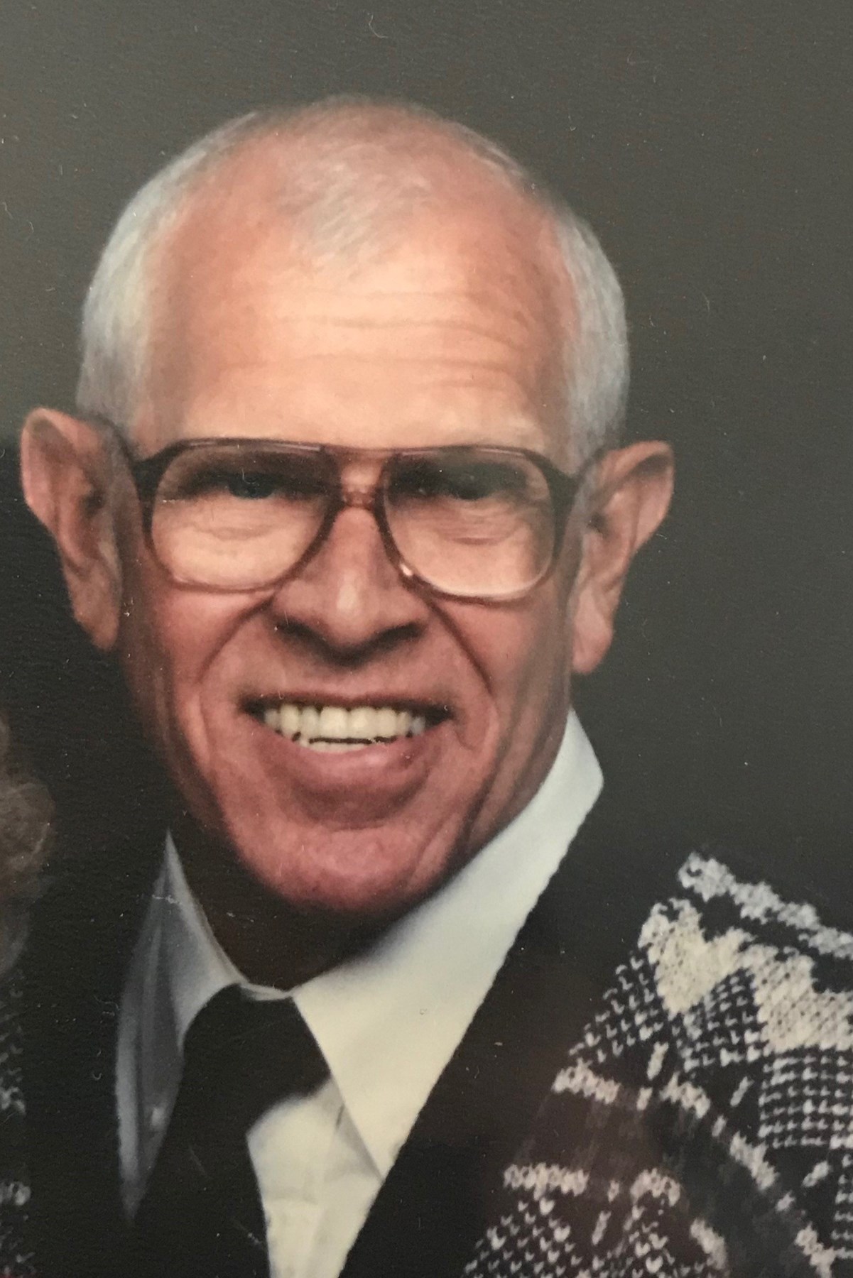 Obituario de Dale Combs