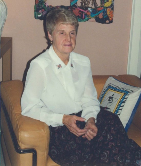Obituary of Helen Hunter Fernie