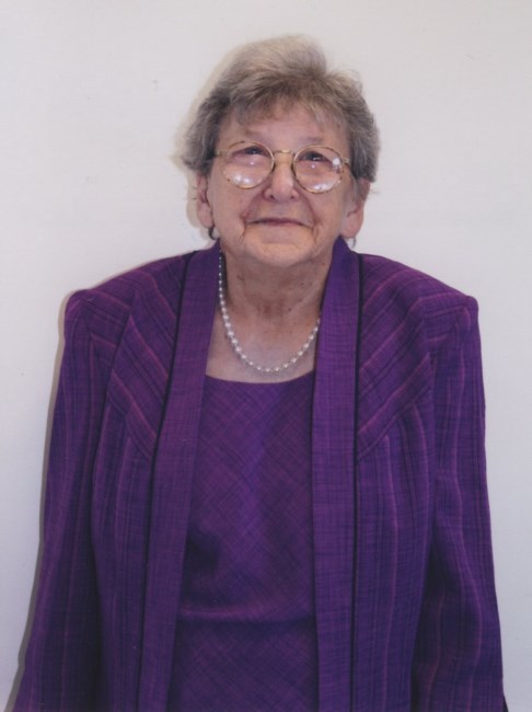 Obituary of Ms. Minnie Louise "Minnie Lou" Shikle Smith