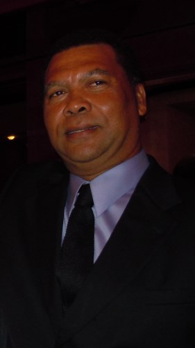 Avis de décès de Curtis J Dixon