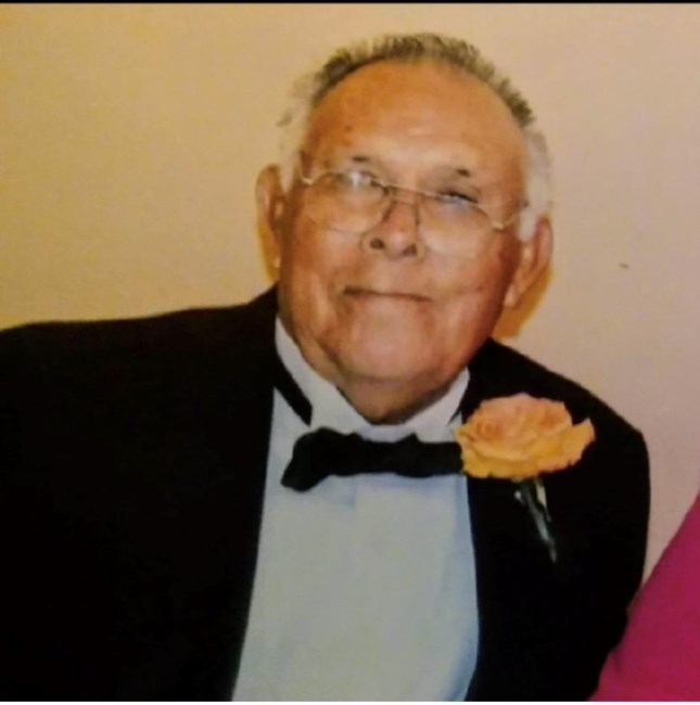Obituary of Juan Pablo Briones
