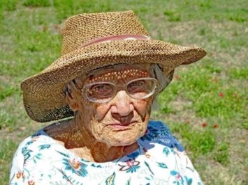 Obituary of Aline Lyon