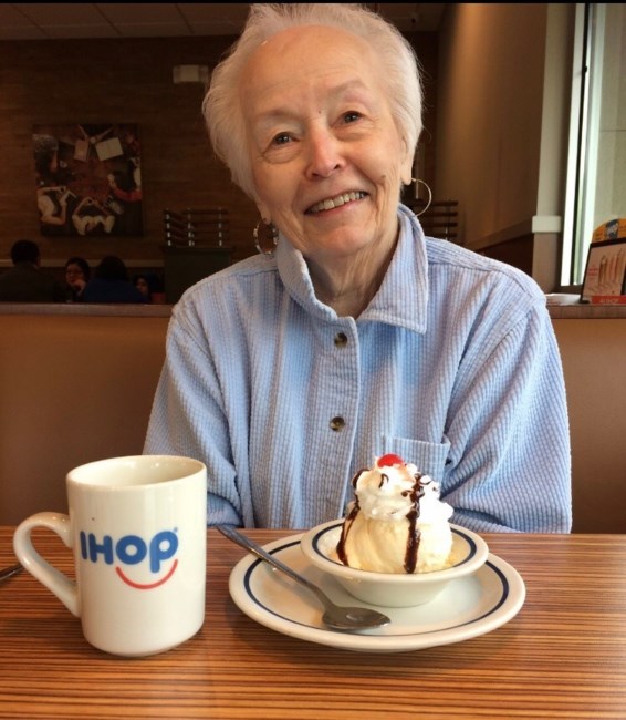 Obituary of Margaret Edith Woodle