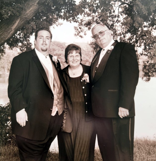 Obituary of Lester Emmett Houck