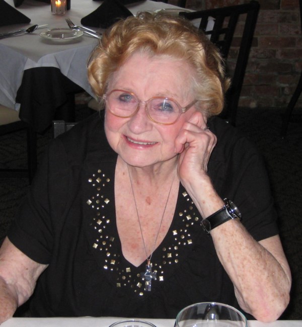 Obituary of Violet L. Lochocki