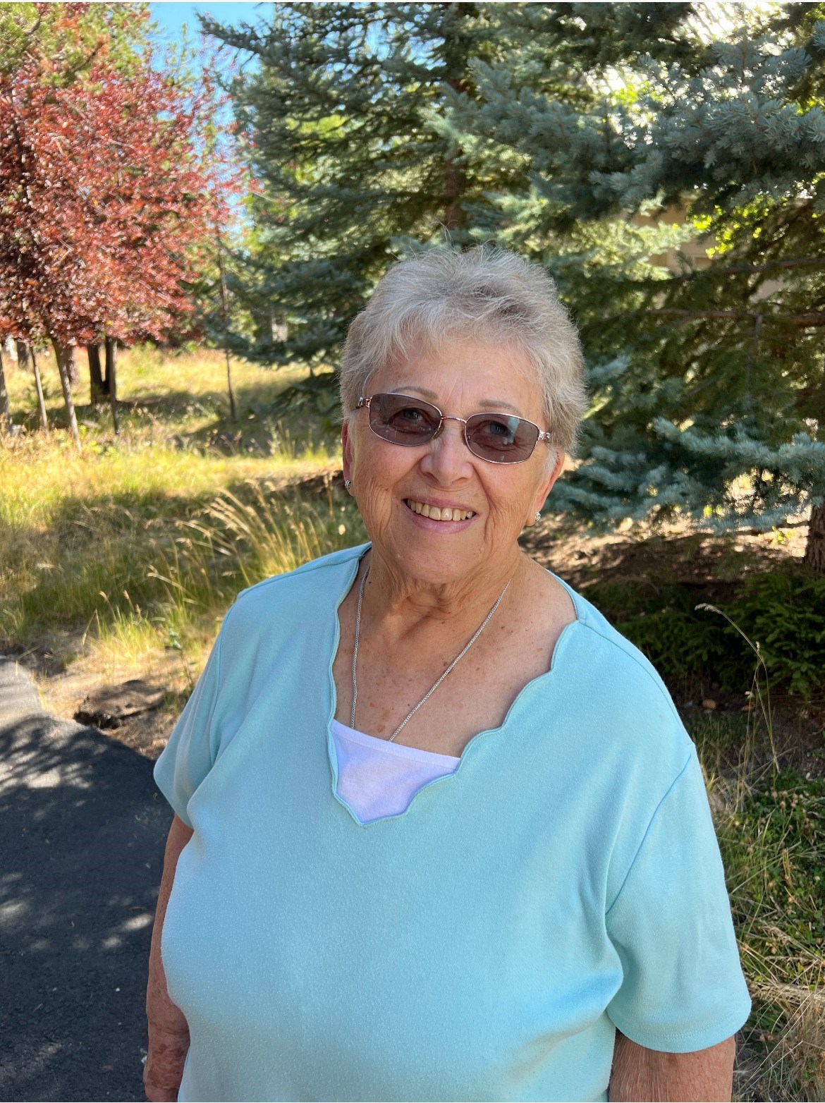 Avis de décès de Delores R Birchard