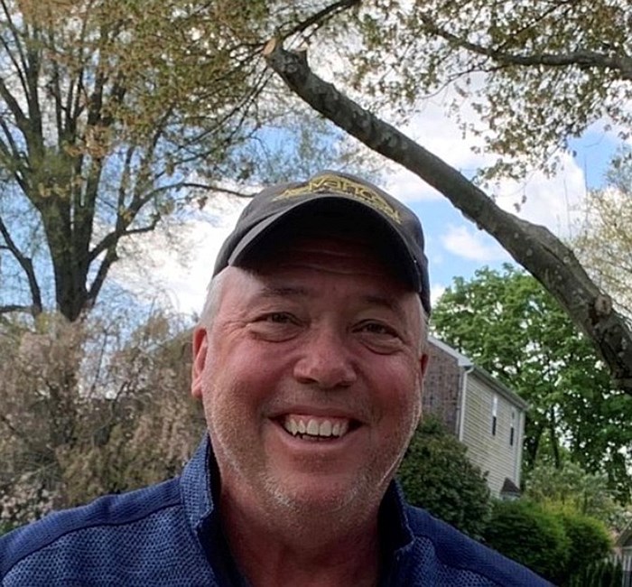 Avis de décès de John E. Clark Jr.