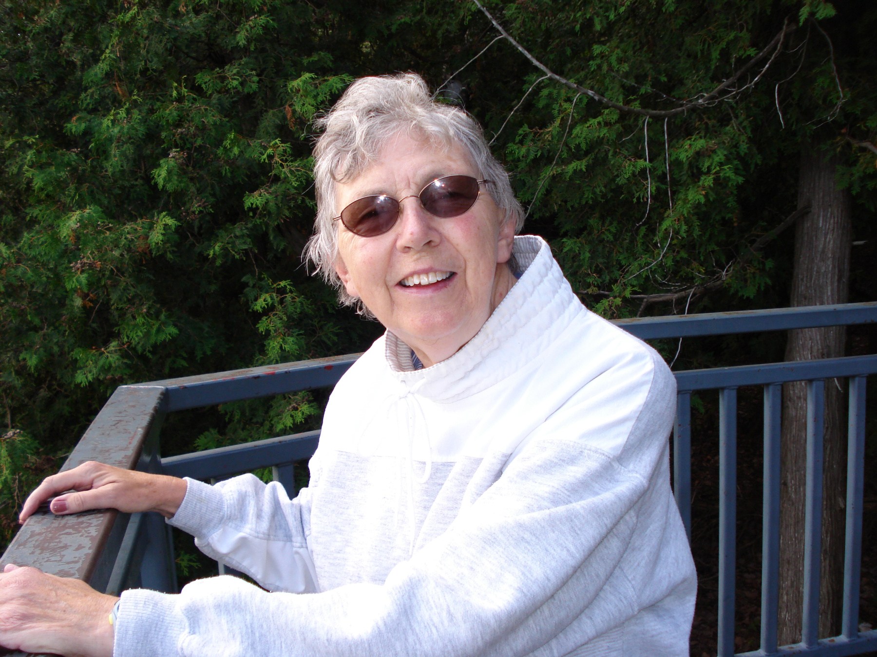 Obituary of Mollie Davies