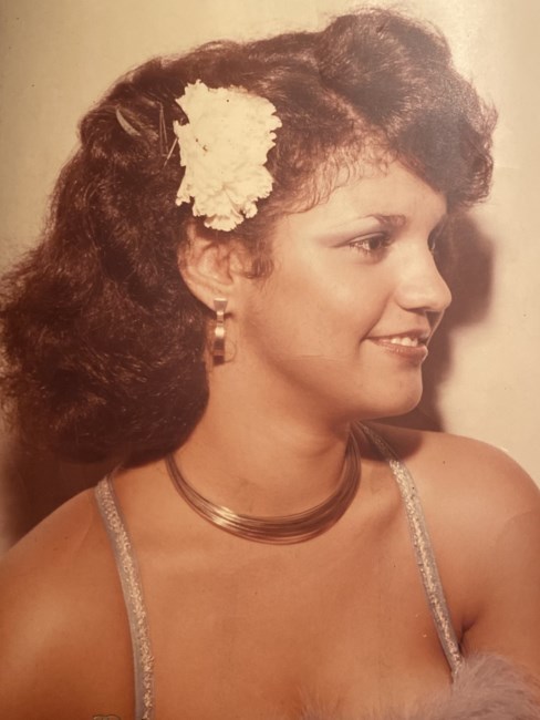Obituary of Lourdes Lopez
