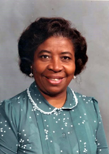 Obituary of Elena Virgilia Lucas