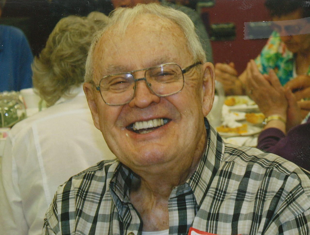 Obituary of Clarence Reed Davenport