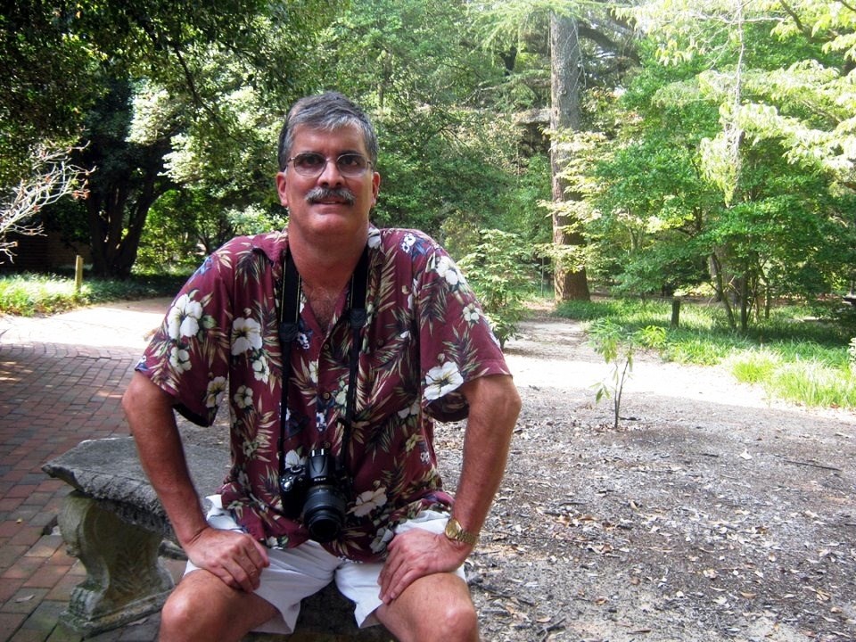 Obituario de Steve Hall