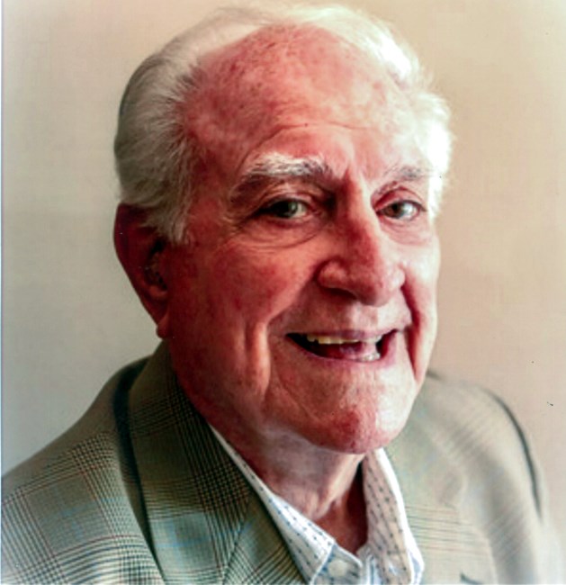 Obituario de August Raymond "Happy" Kuntz