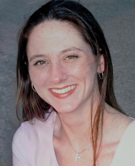 Obituary of Alicia Lynette Calderon
