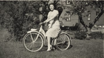 Obituary of Oralia Panagiotes