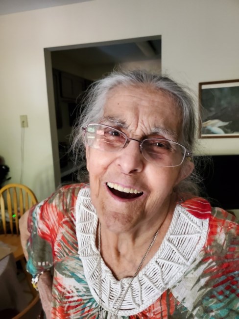 Obituary of Roselyn J. Moore