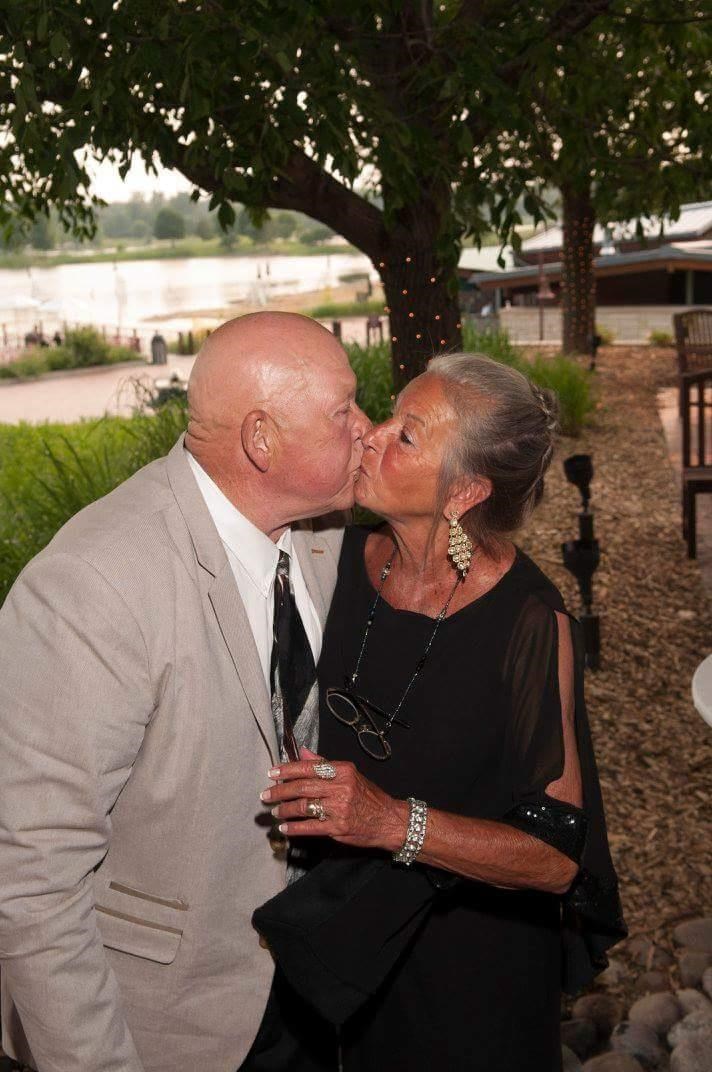 Obituary of Kenneth L. Larsen