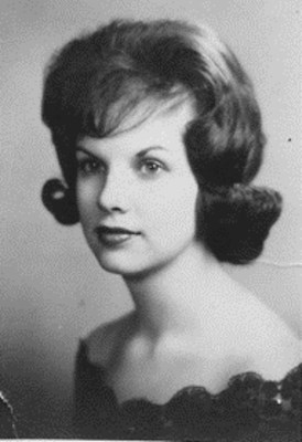 Obituary of Nell R Smith