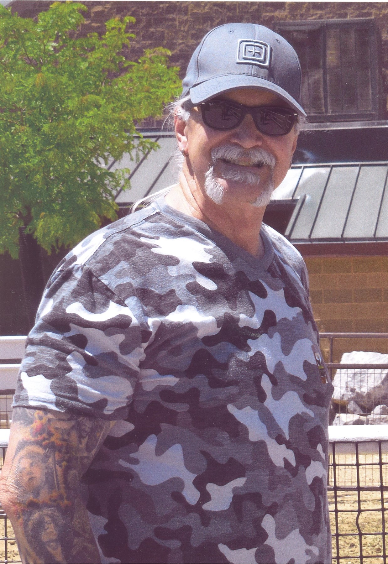 Obituary of Robert Duane Crenshaw