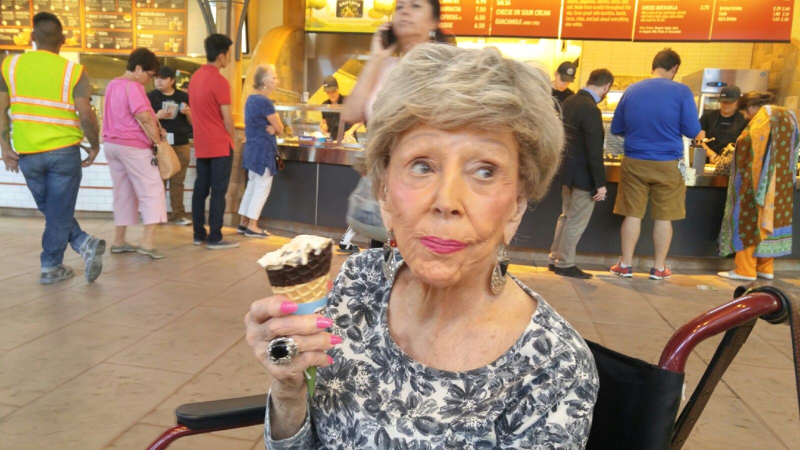 Avis de décès de Ethel (Teddy) Mae Burrell