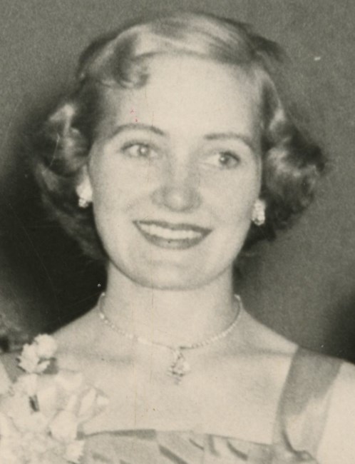 Obituary of Helen Lorraine Fjola Sigvaldason