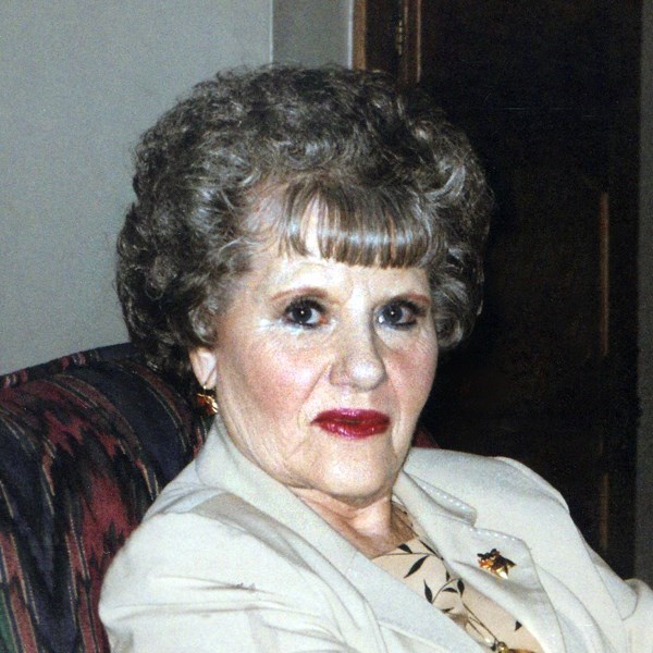 Obituary of Gloria Groves